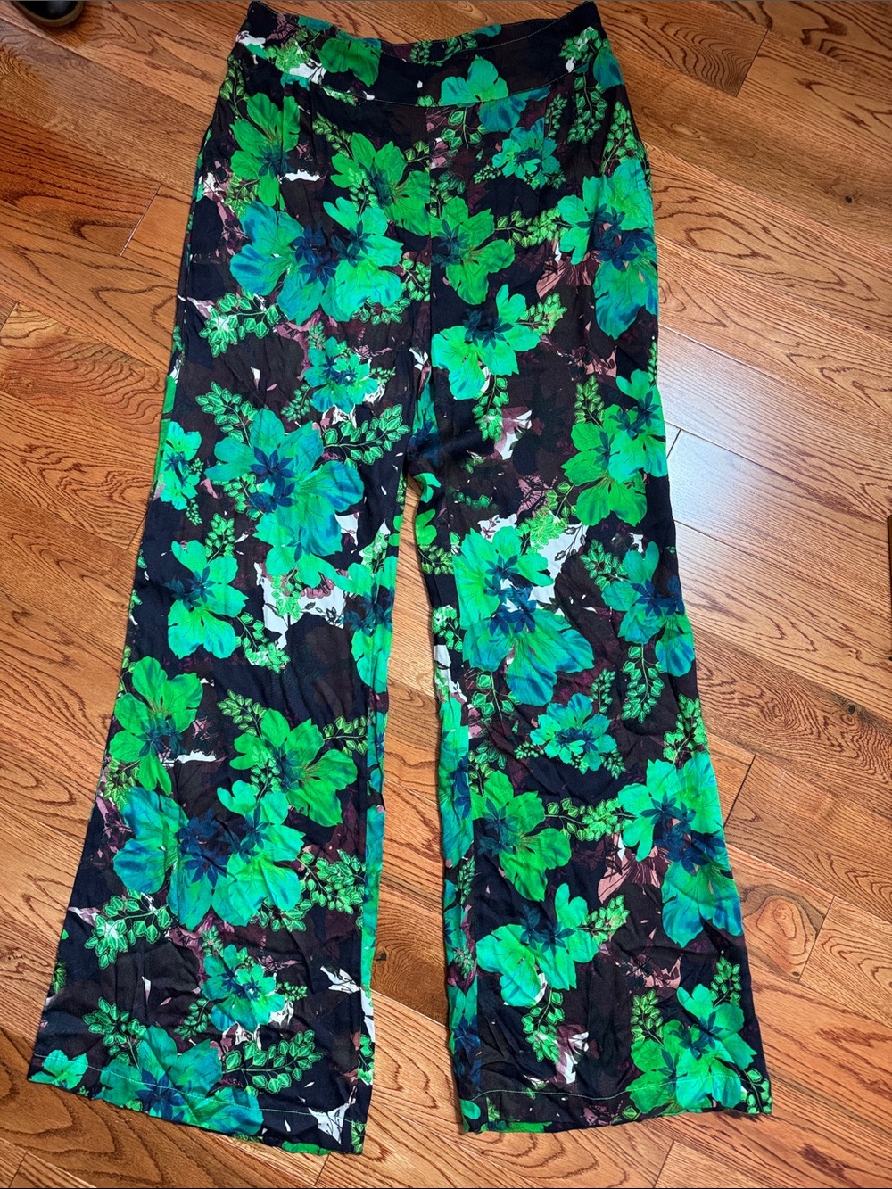 Just Bellina Black and Green Floral Pants